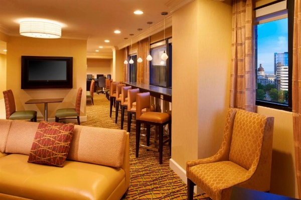 Marriott Columbia image 15